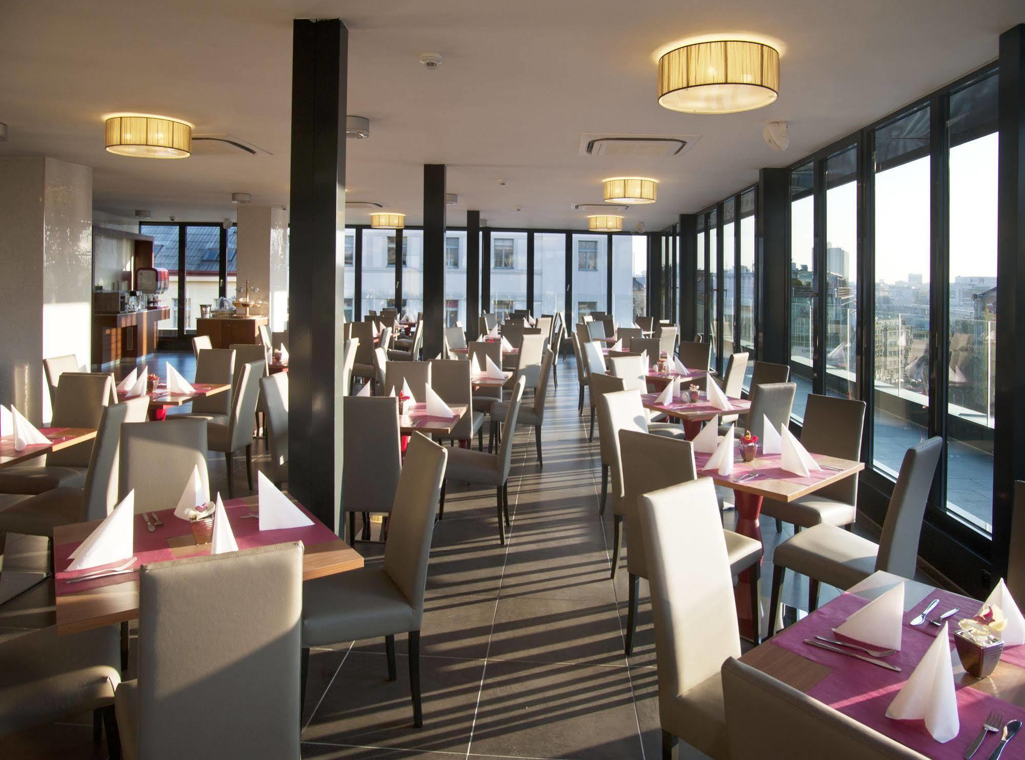 Hotel Galileo Prague Ngoại thất bức ảnh